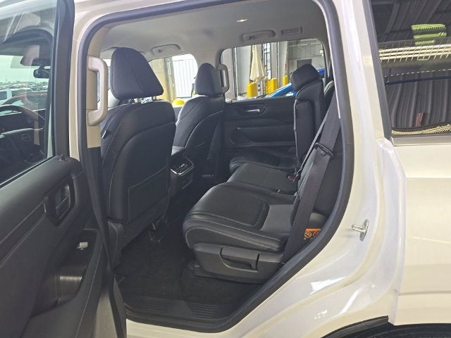 2026 Nissan Armada SV