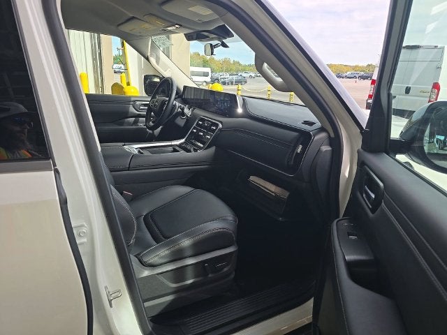 2026 Nissan Armada SV