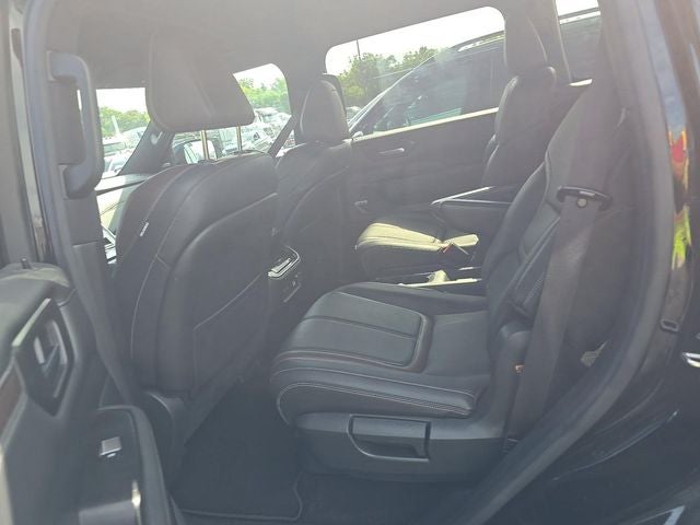 2025 Nissan Armada SL