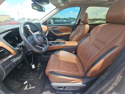 2024 Nissan Rogue Platinum