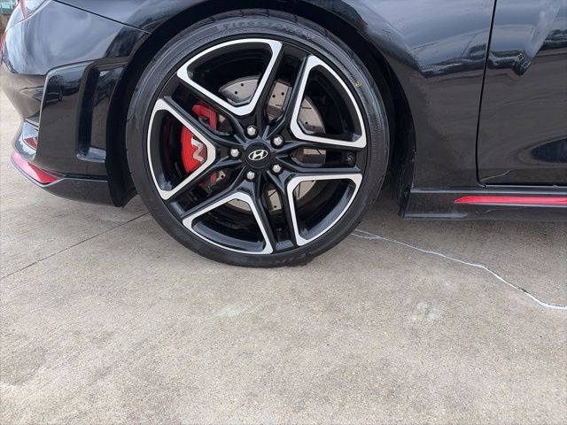 2022 Hyundai Veloster N Base