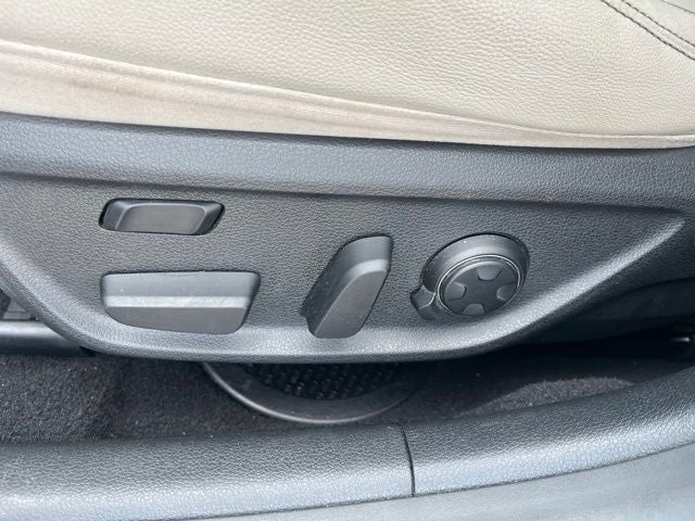 2019 Genesis G70 3.3T Advanced