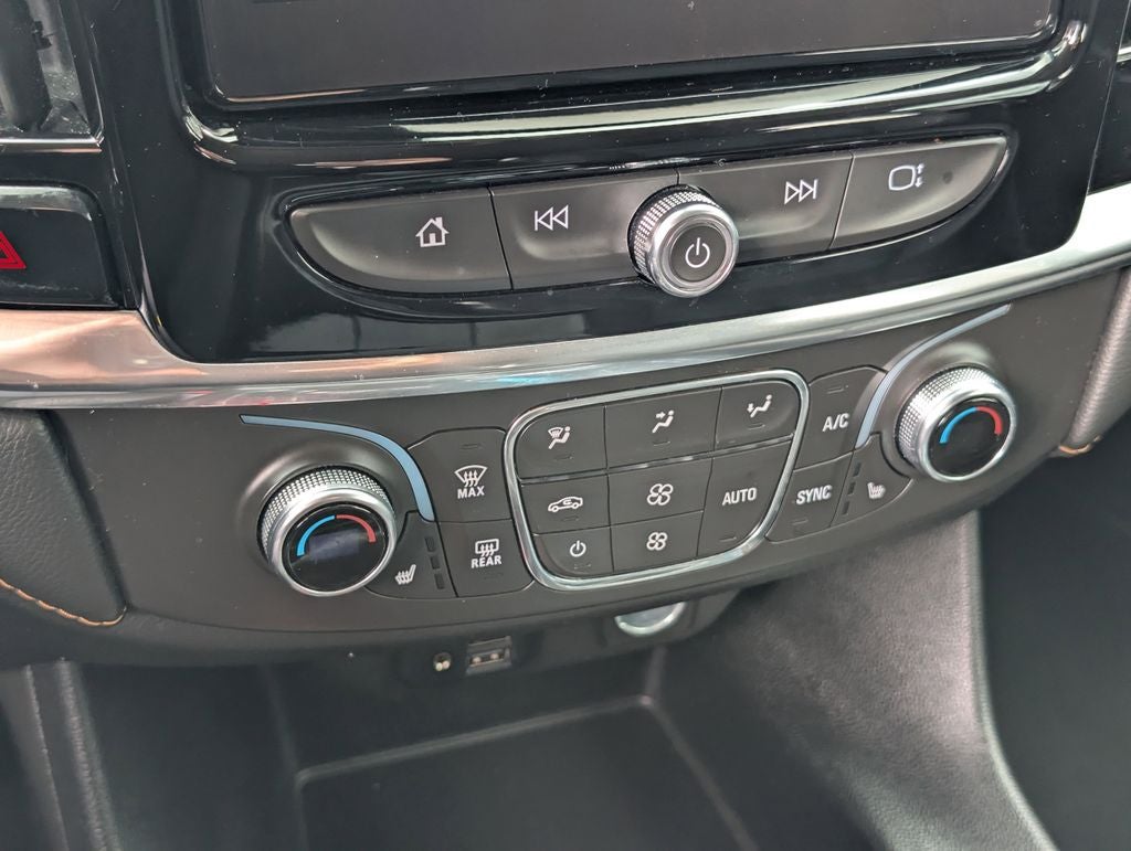 2021 Chevrolet Traverse RS