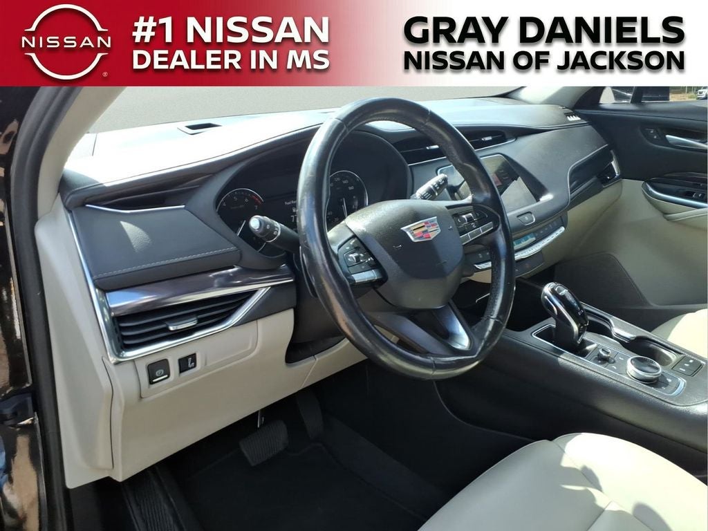 2022 Cadillac XT4 Luxury