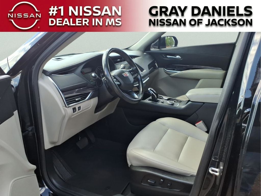 2022 Cadillac XT4 Luxury