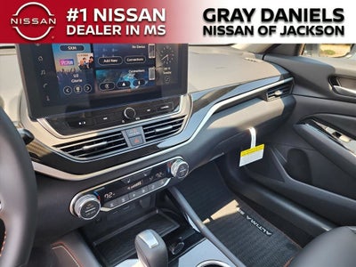 2025 Nissan Altima 2.5 SR