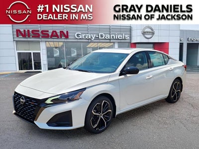 2025 Nissan Altima 2.5 SR