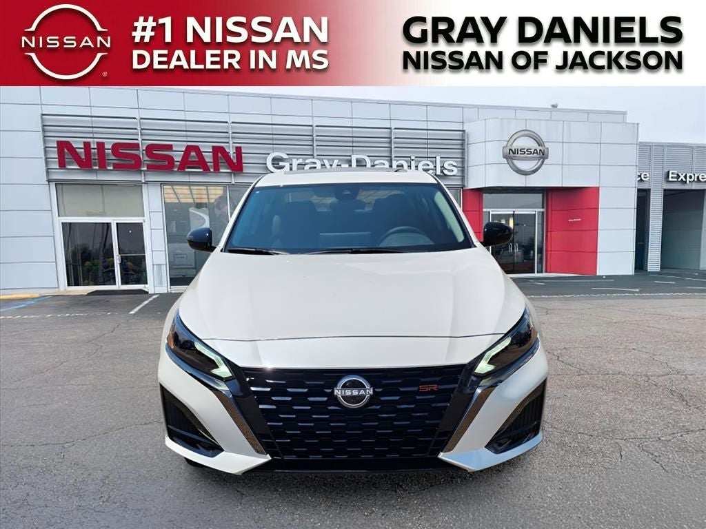 2025 Nissan Altima 2.5 SR