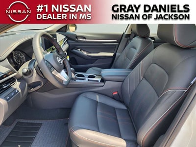 2025 Nissan Altima 2.5 SR