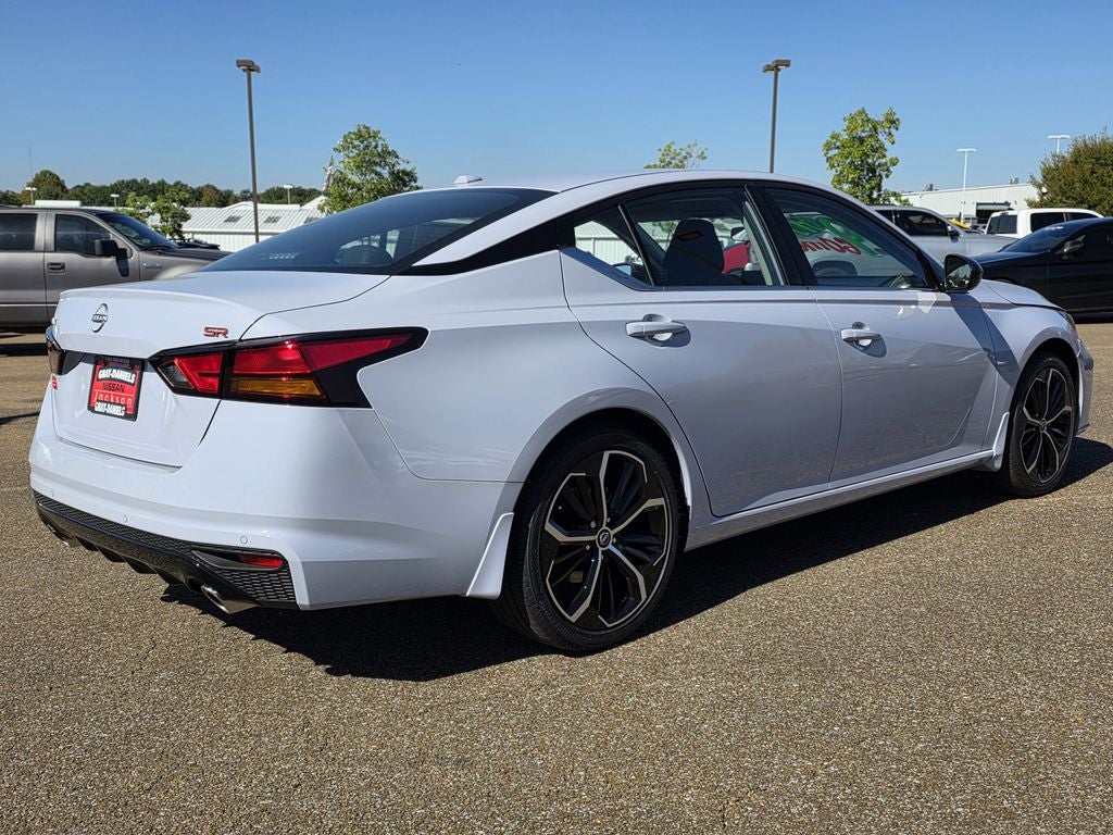 2025 Nissan Altima 2.5 SR