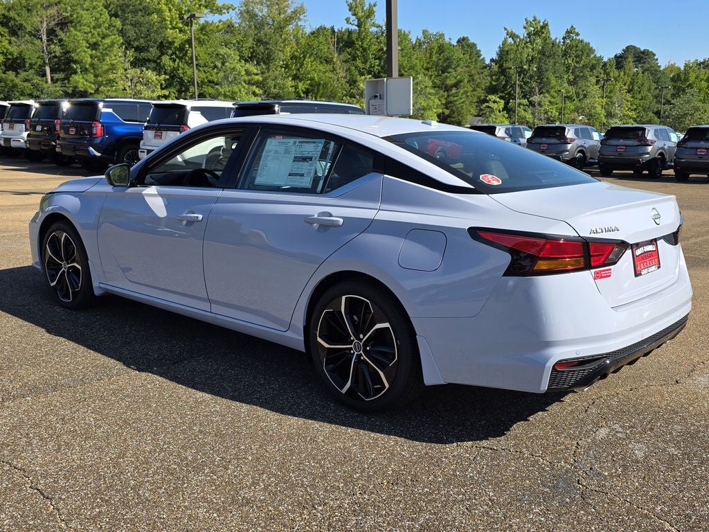 2025 Nissan Altima 2.5 SR