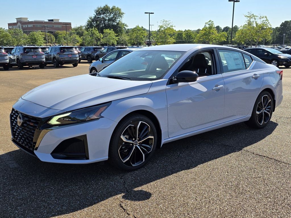 2025 Nissan Altima 2.5 SR