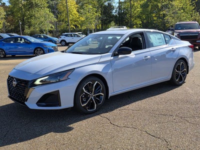 2025 Nissan Altima 2.5 SR