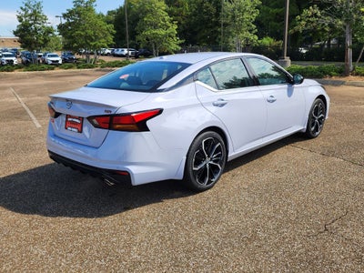 2025 Nissan Altima 2.5 SR