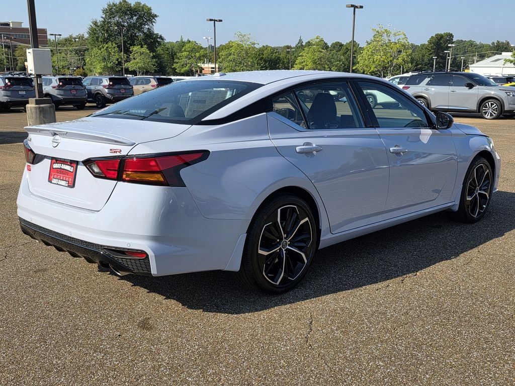 2025 Nissan Altima 2.5 SR