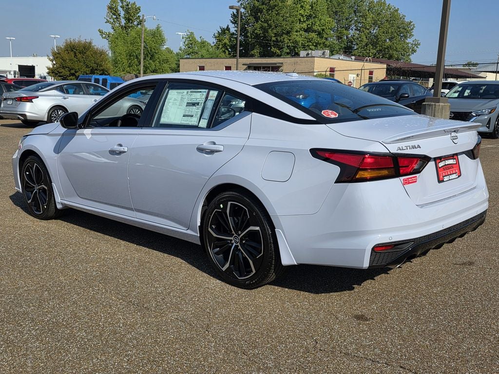 2025 Nissan Altima 2.5 SR