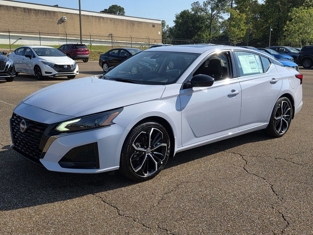 2025 Nissan Altima 2.5 SR