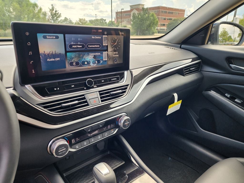 2025 Nissan Altima 2.5 SR