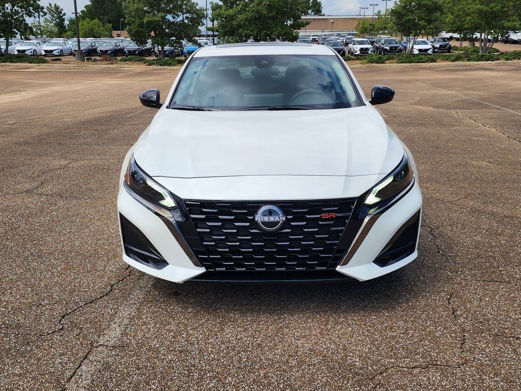 2025 Nissan Altima 2.5 SR