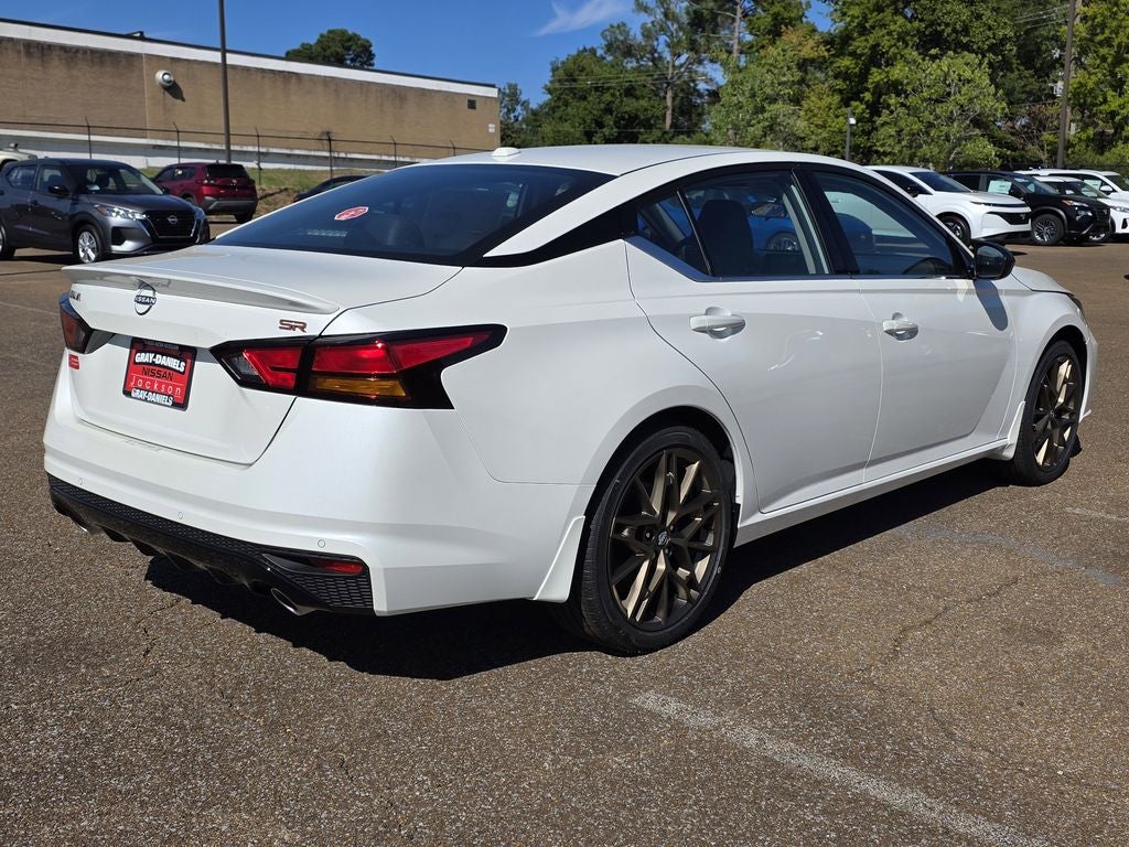 2025 Nissan Altima 2.5 SR
