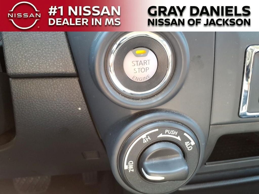 2024 Nissan Titan SV