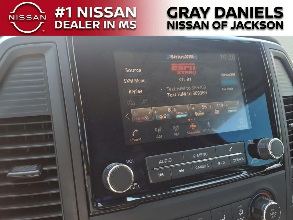2024 Nissan Titan SV