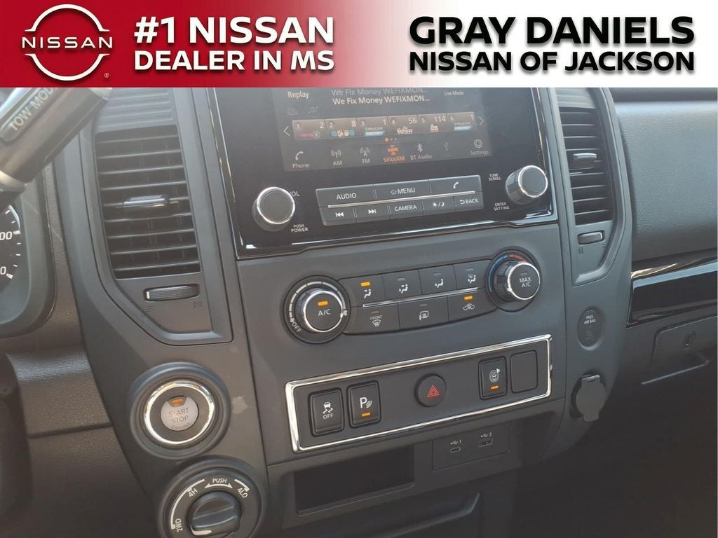 2024 Nissan Titan SV