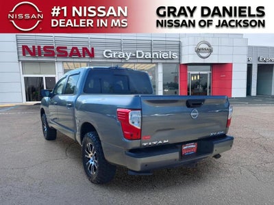 2024 Nissan Titan SV