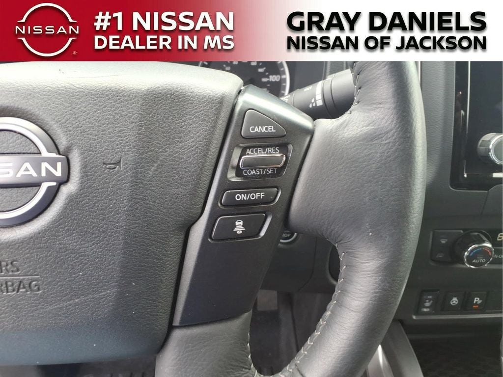 2024 Nissan Frontier SL