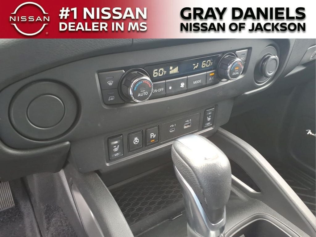2024 Nissan Frontier SL