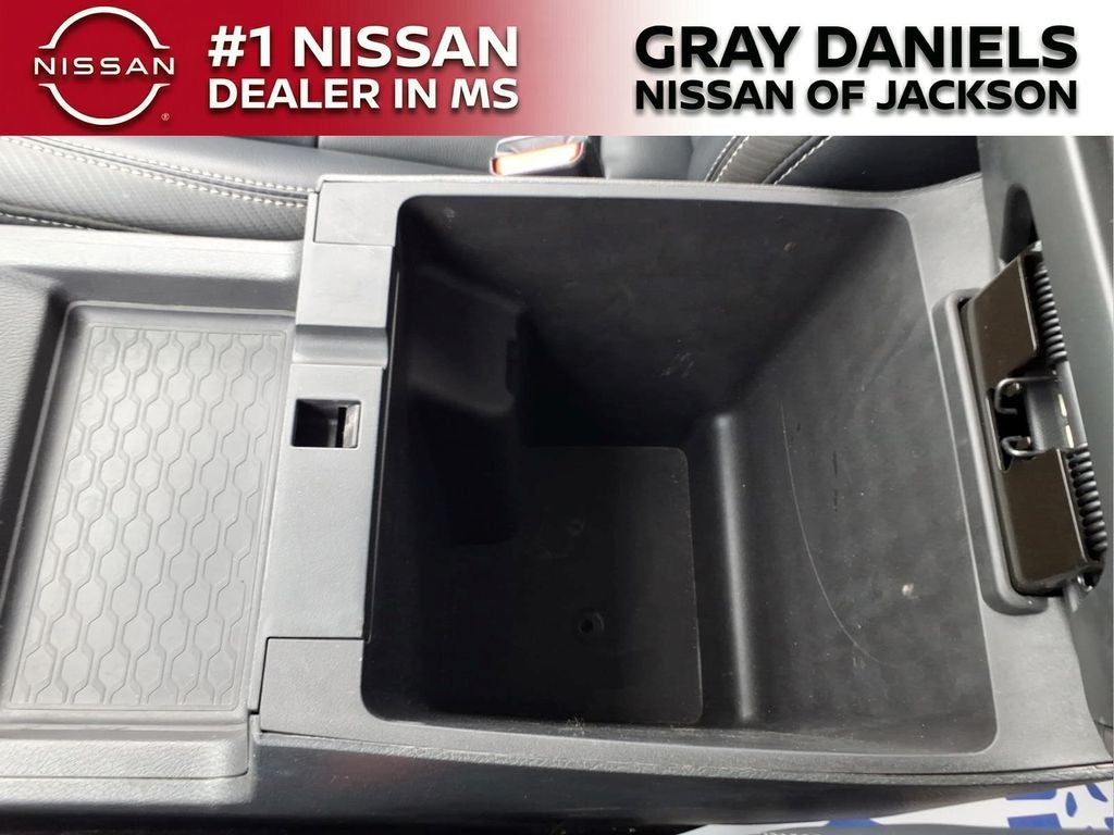2024 Nissan Frontier SL