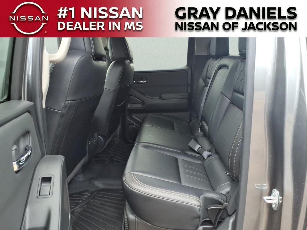 2024 Nissan Frontier SL