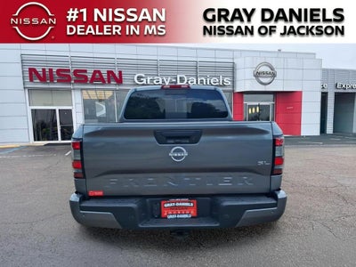 2024 Nissan Frontier SL