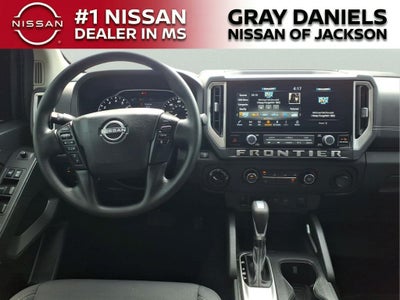 2025 Nissan Frontier SV