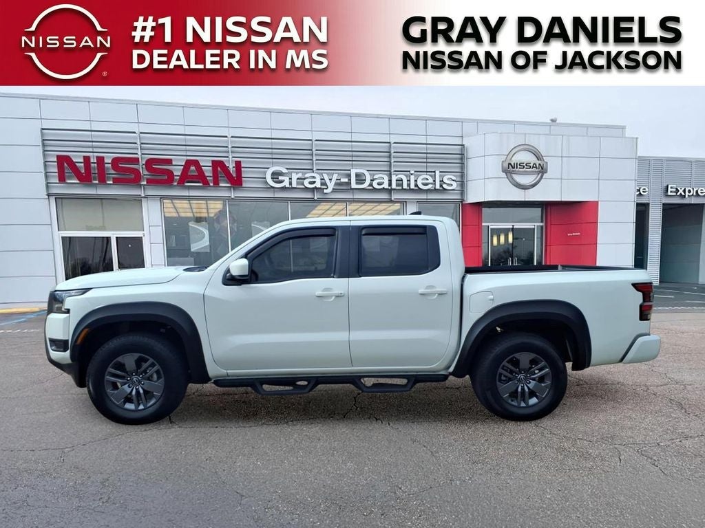 2025 Nissan Frontier SV