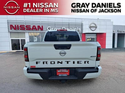 2025 Nissan Frontier SV