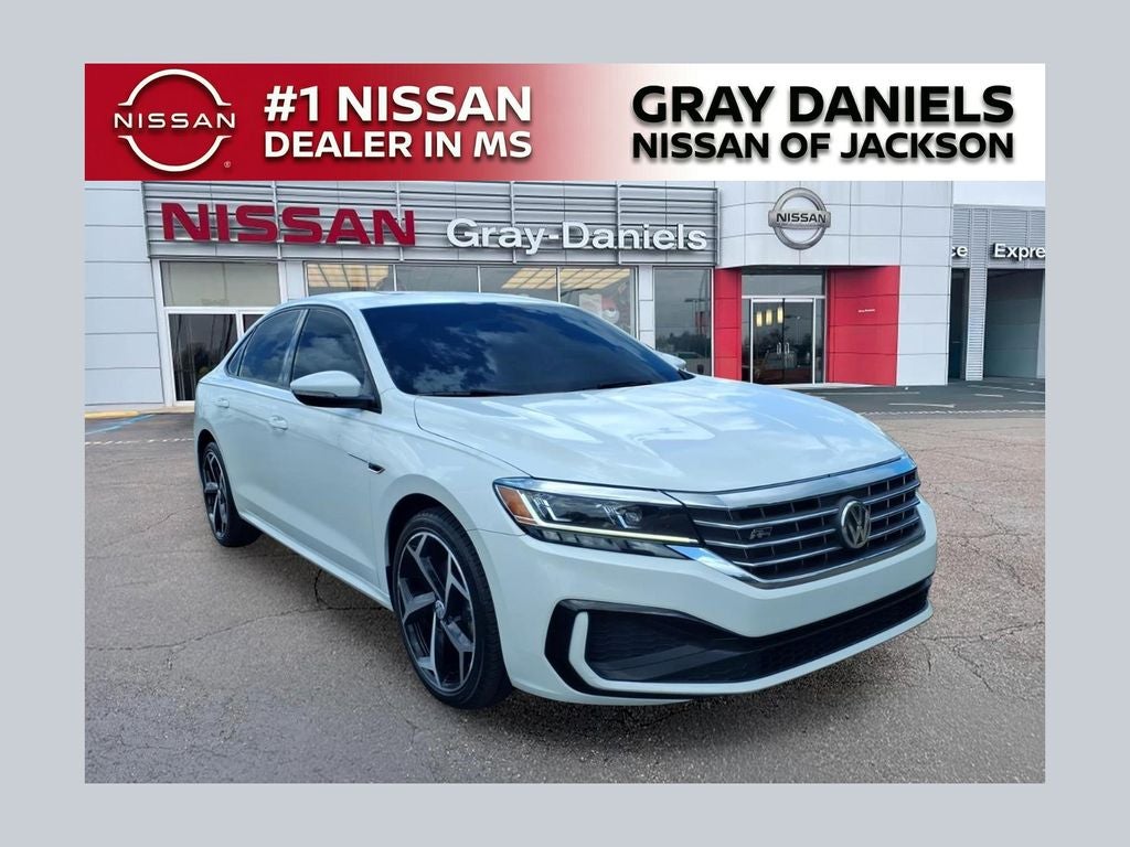 2020 Volkswagen Passat 2.0T R-Line
