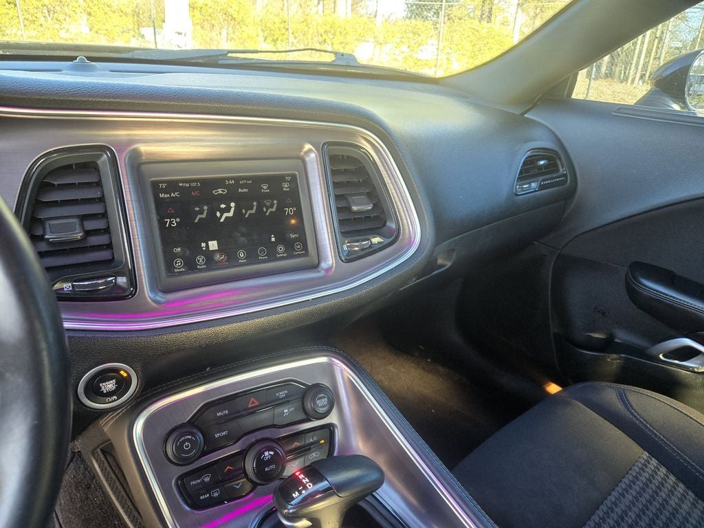 2018 Dodge Challenger SXT