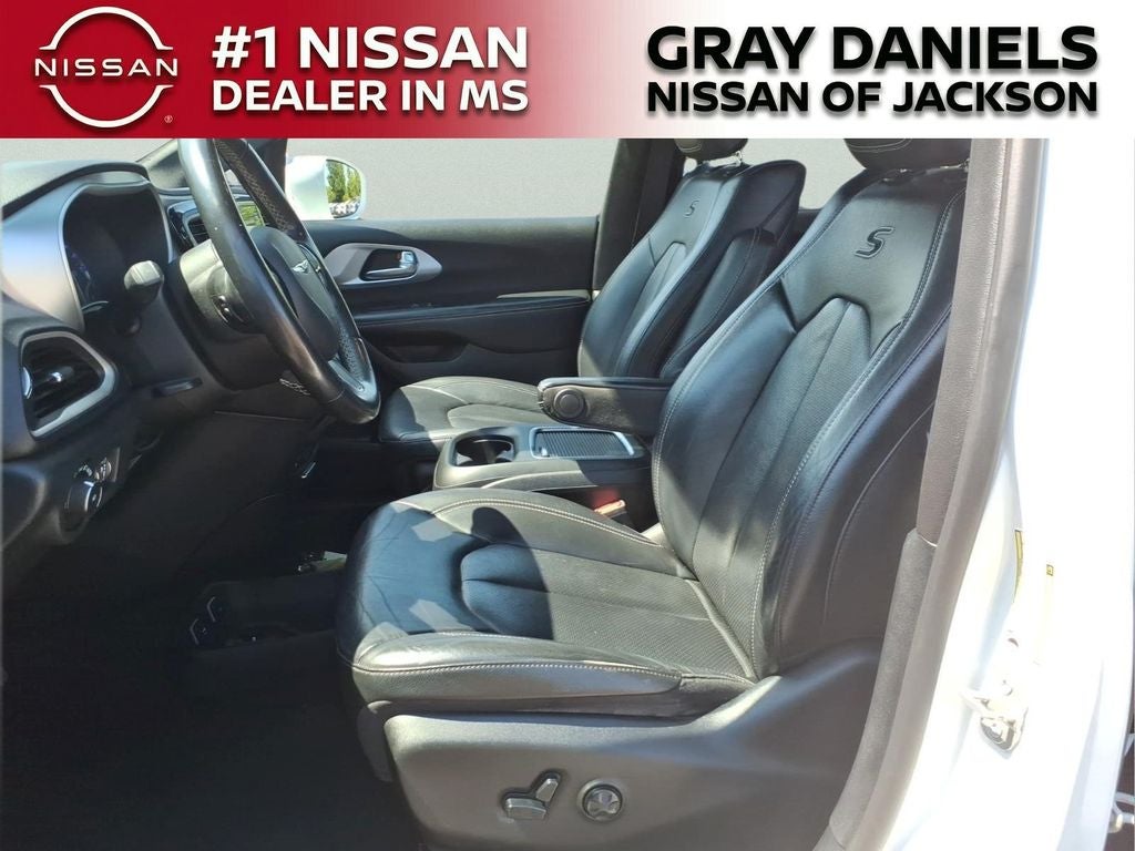 2020 Chrysler Pacifica Touring L Plus