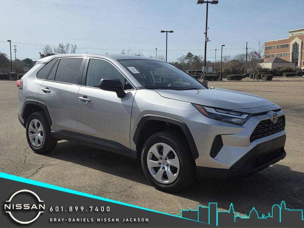 2023 Toyota RAV4 LE