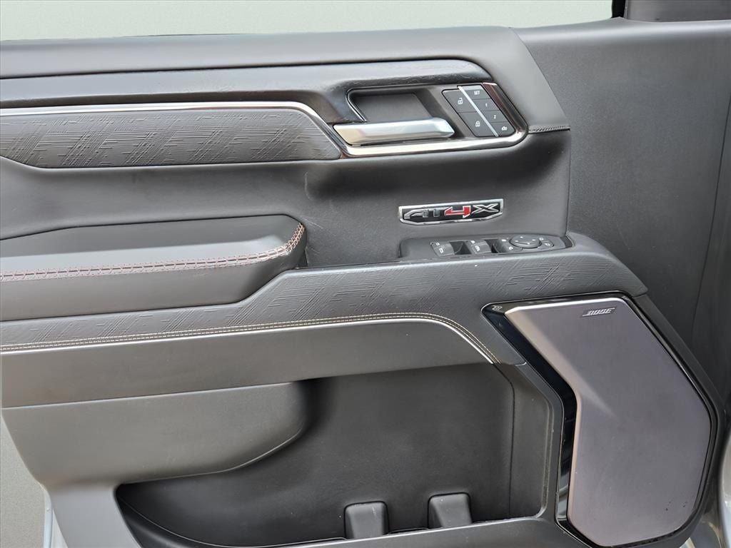 2023 GMC Sierra 1500 AT4X