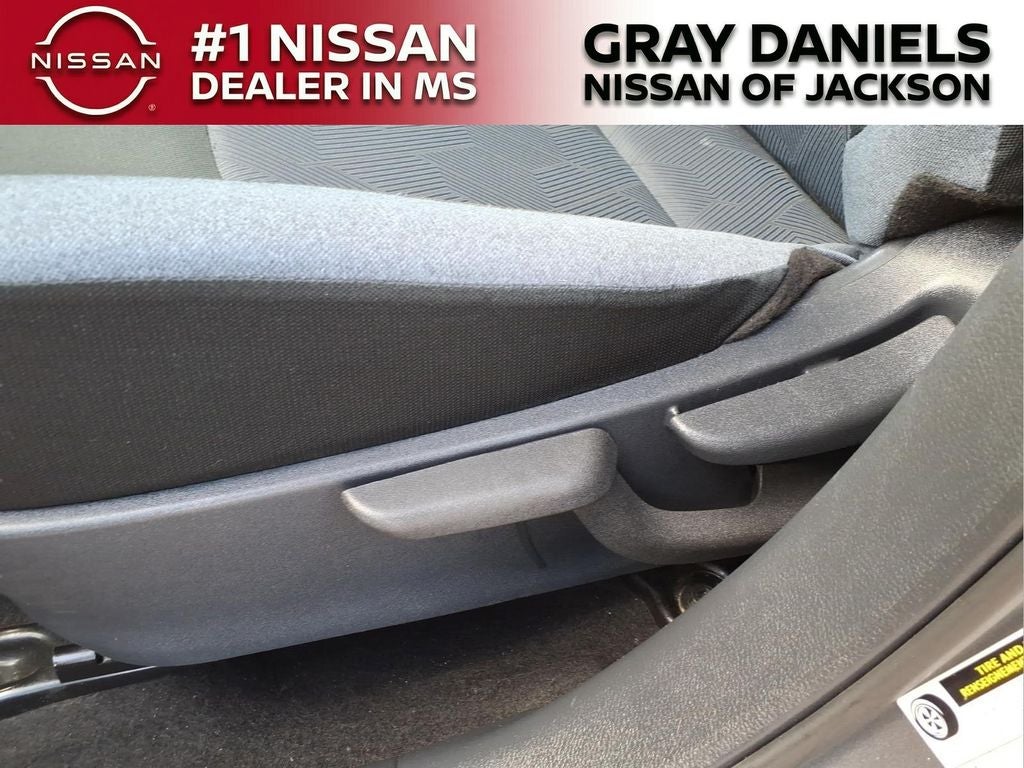 2024 Nissan Versa 1.6 SV