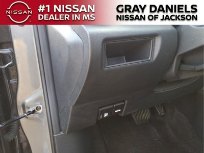 2024 Nissan Versa 1.6 SV