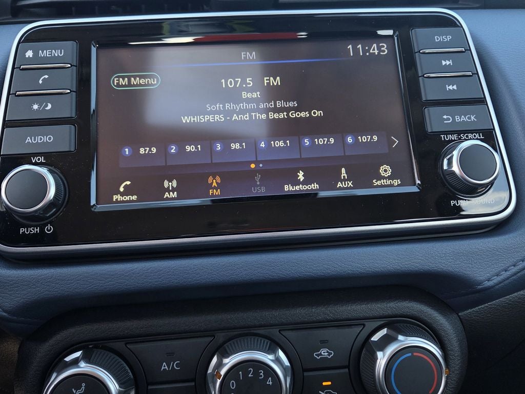 2025 Nissan Versa 1.6 SV