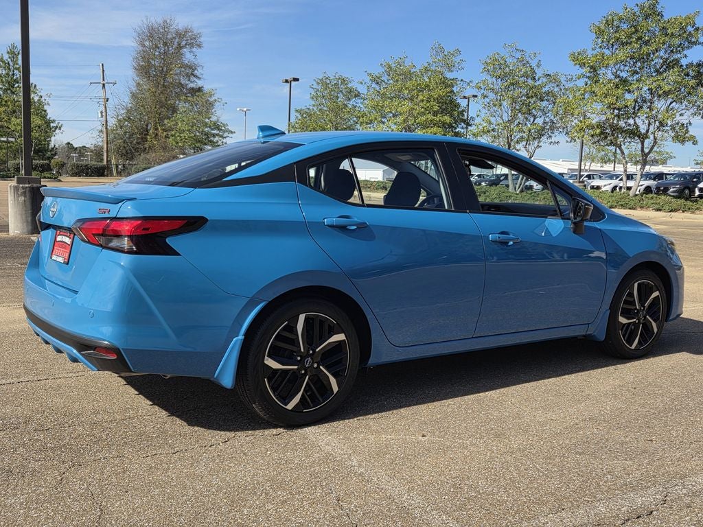 2025 Nissan Versa 1.6 SR