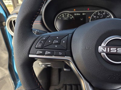 2025 Nissan Versa 1.6 SR