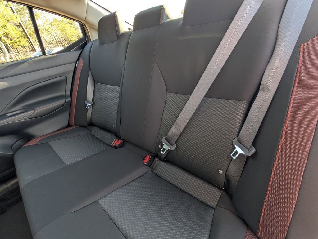 2025 Nissan Versa 1.6 SR