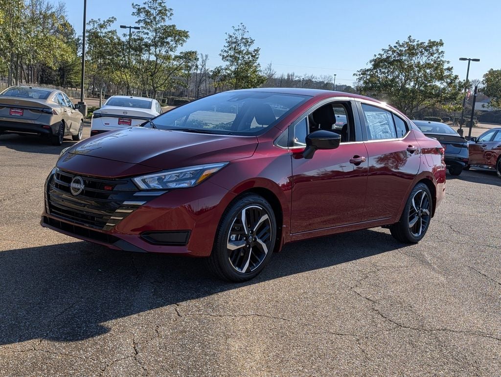 2025 Nissan Versa 1.6 SR