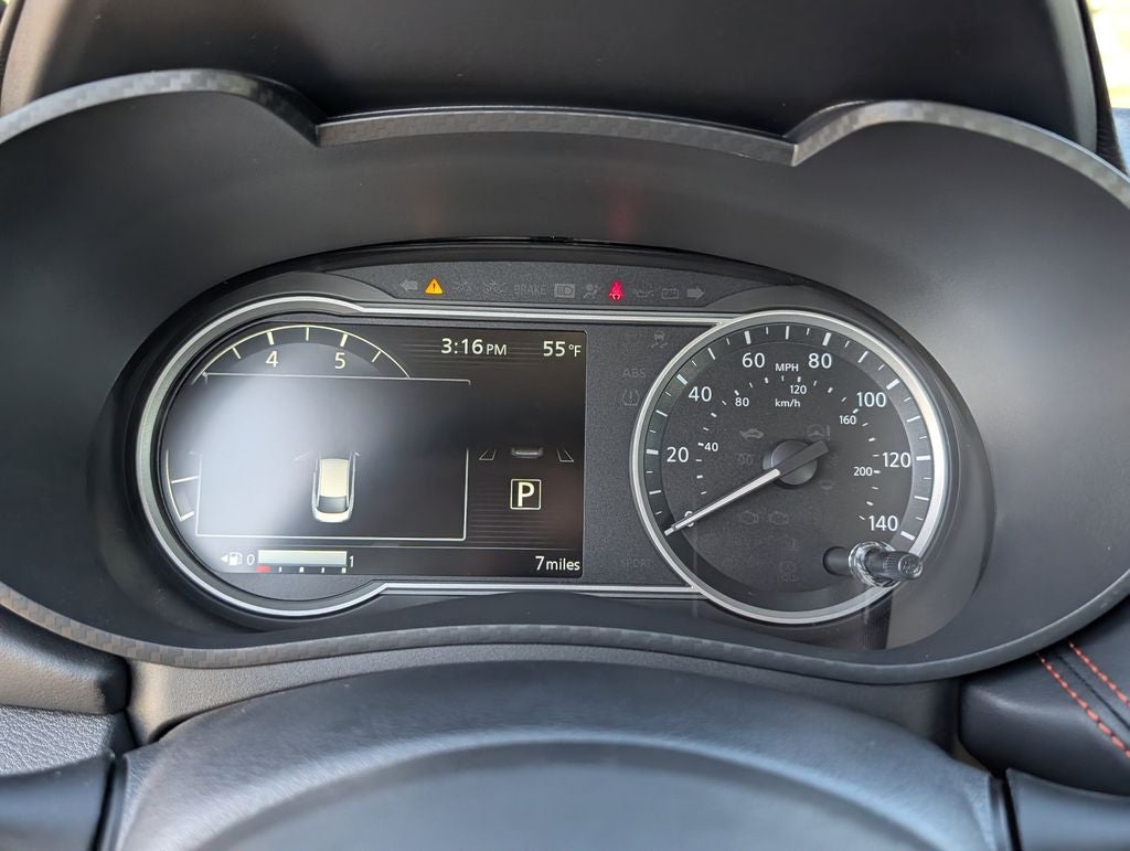 2025 Nissan Versa 1.6 SR