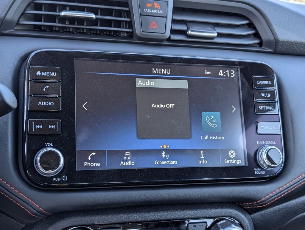 2025 Nissan Versa 1.6 SR